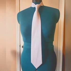 Geoffrey Beene Men's White Tie